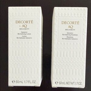 AQ Meliority Revitalizing Lotion and Emulsion Set - White